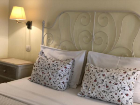  Guest House Sea Breeze  Свети-Стефан
